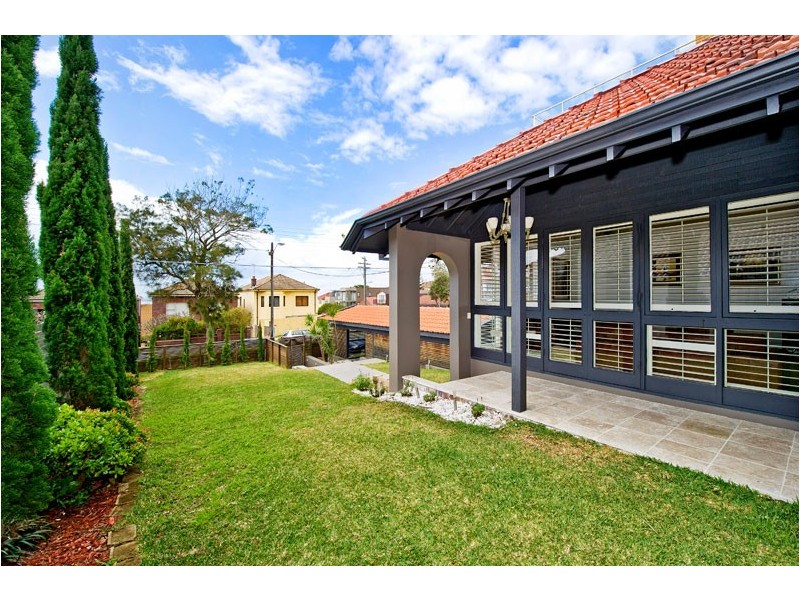304 Military Road, Dover Heights NSW 2030