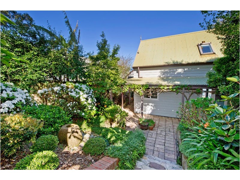 10 Ballast Point Road, Birchgrove NSW 2041