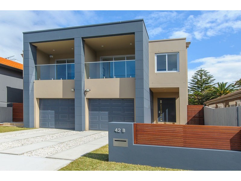 42b Wallis Parade, Bondi Beach NSW 2026