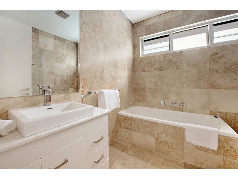 42b Wallis Parade, Bondi Beach NSW 2026