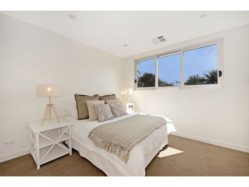 42b Wallis Parade, Bondi Beach NSW 2026