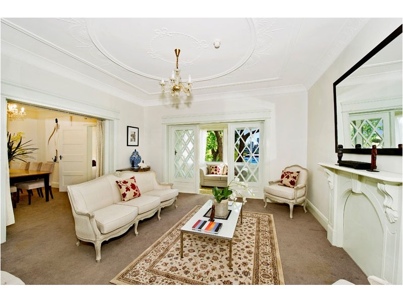 6/2 Gladswood Gardens, Double Bay NSW 2028