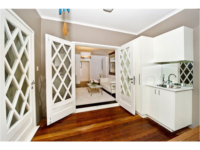 1/2 Gladswood Gardens, Double Bay NSW 2028