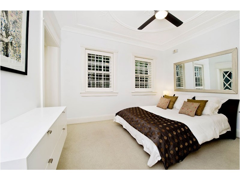 1/2 Gladswood Gardens, Double Bay NSW 2028