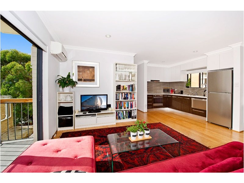 4/8 MOORE STREET, Bondi NSW 2026