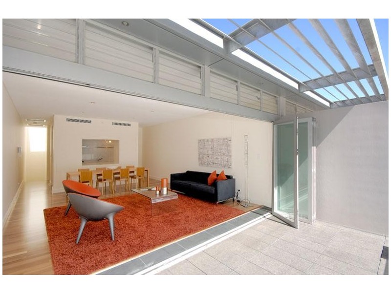 B609/21  BRISBANE STREET, Surry Hills NSW 2010