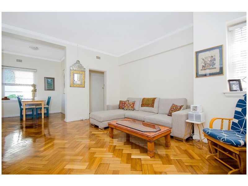4/11  WISTON GARDENS, Double Bay NSW 2028