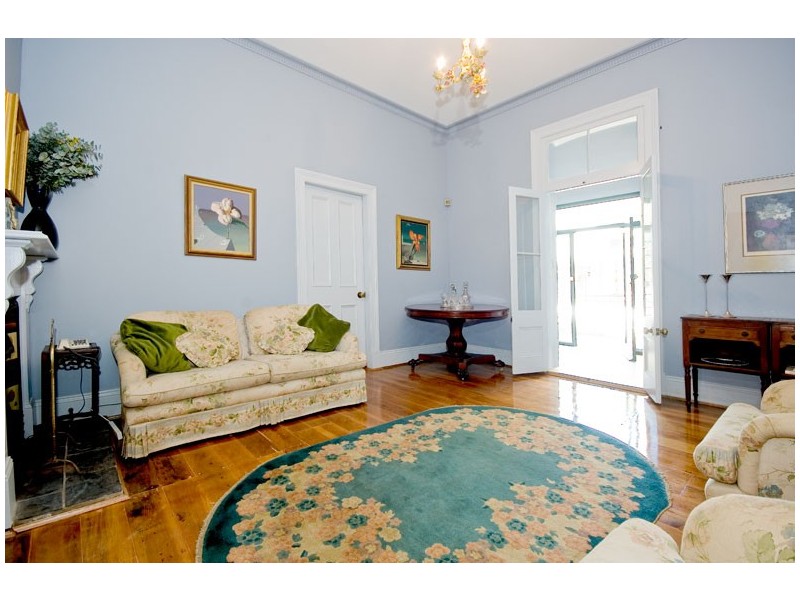 1/96  Surrey Street, Darlinghurst NSW 2010