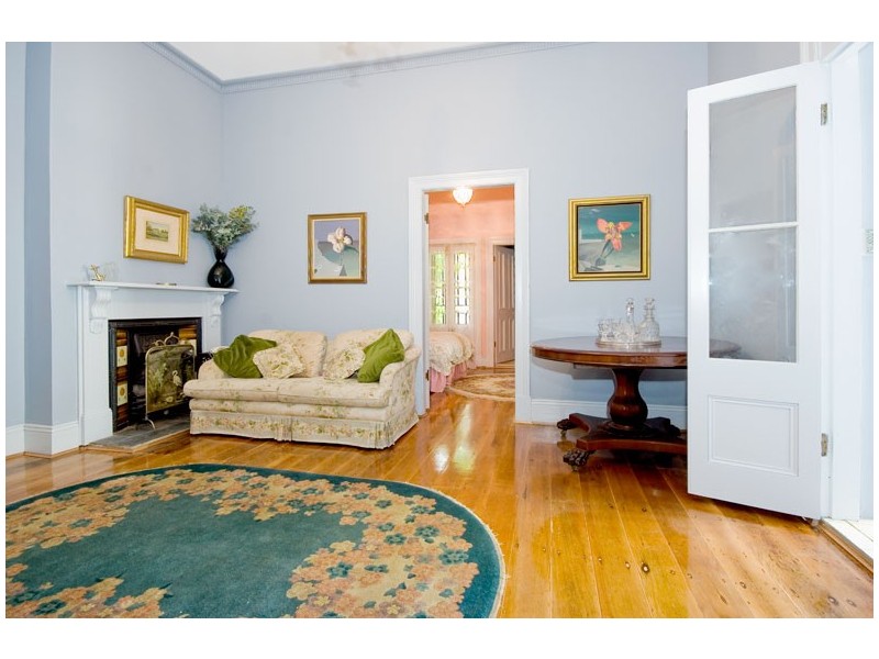 1/96  Surrey Street, Darlinghurst NSW 2010