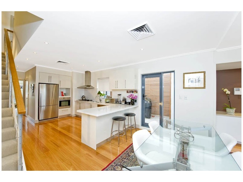 2/21a Alton Street, Woollahra NSW 2025