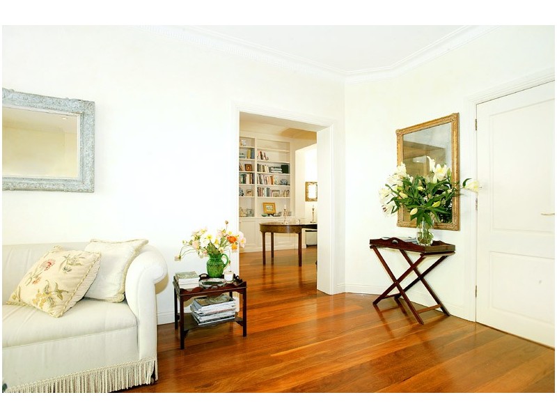 2/8 Wallaroy Crescent, Double Bay NSW 2028