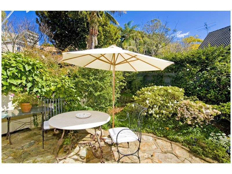 2/8 Wallaroy Crescent, Woollahra NSW 2025