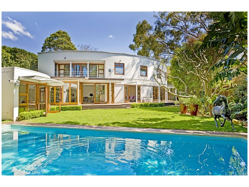 4 Drumalbyn Rd, Bellevue Hill NSW 2023