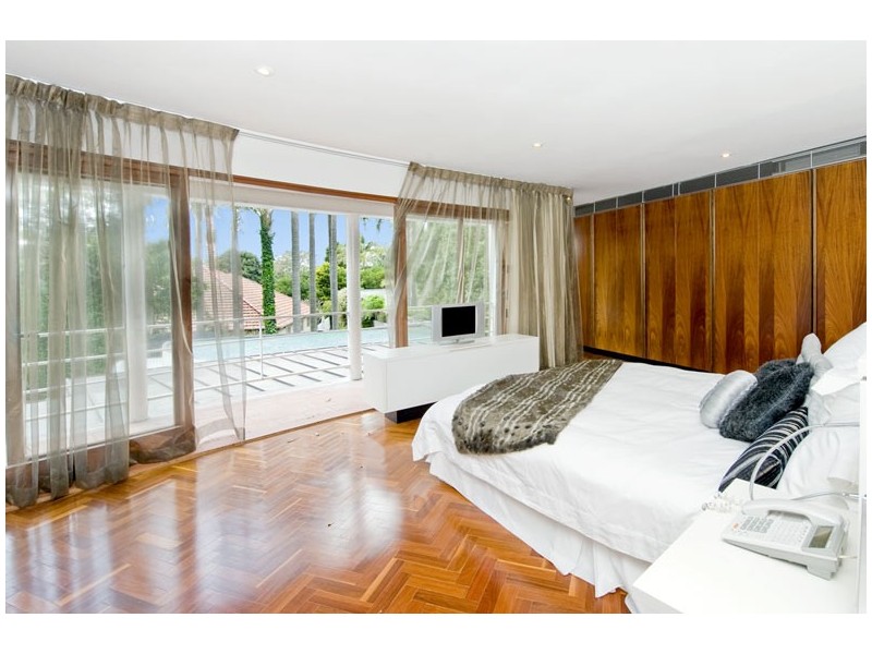 4 Drumalbyn Rd, Bellevue Hill NSW 2023