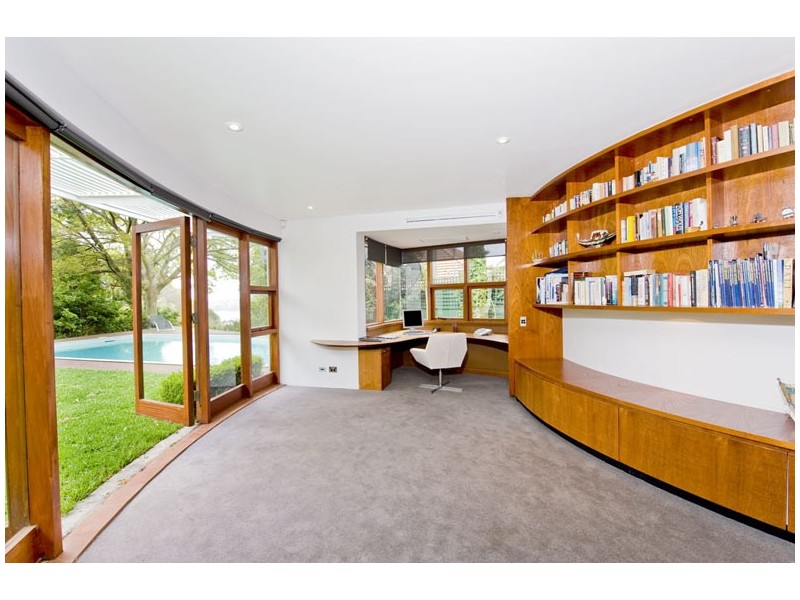 4 Drumalbyn Rd, Bellevue Hill NSW 2023