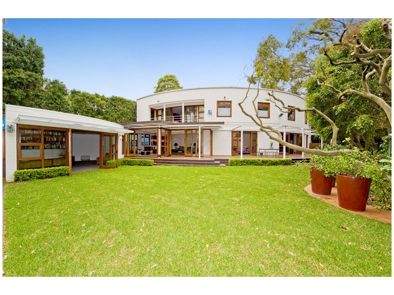 4 Drumalbyn Rd, Bellevue Hill NSW 2023