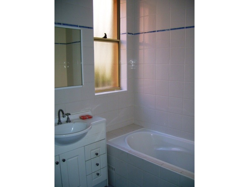 1/15  Bay Road, Russell Lea NSW 2046