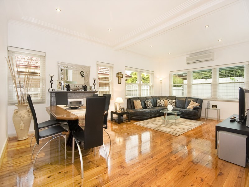 7 Lamrock Avenue, Russell Lea NSW 2046