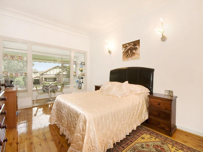 7 Lamrock Avenue, Russell Lea NSW 2046