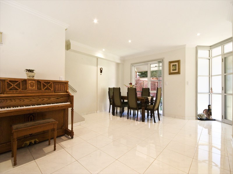 2/12-16 Burke Street, Concord West NSW 2138