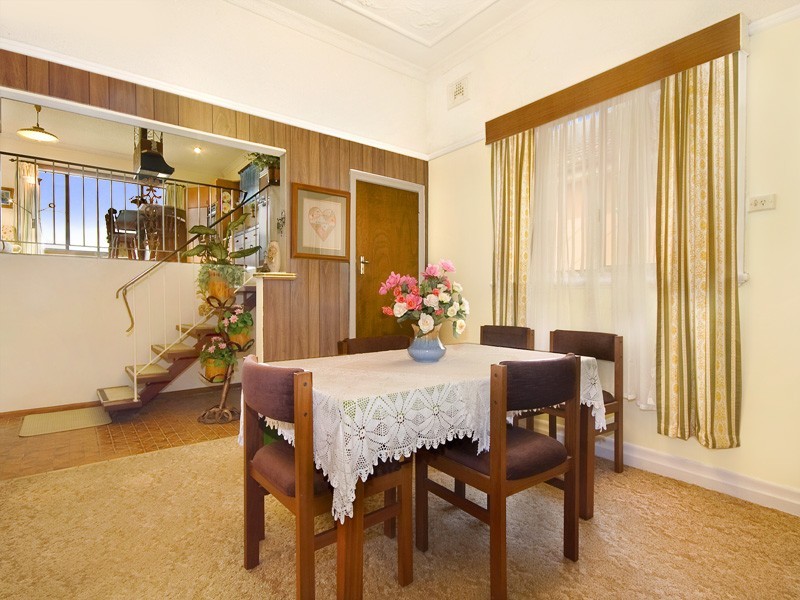 15 Lea Avenue, Russell Lea NSW 2046