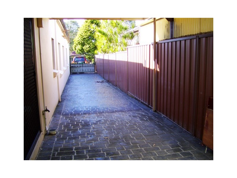 37 Arthur Street, Rodd Point NSW 2046