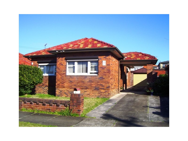 7 McCulloch Street, Russell Lea NSW 2046