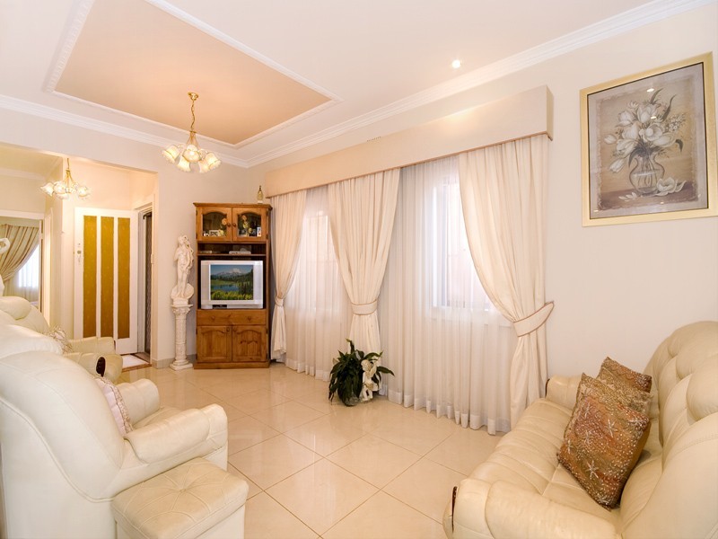 27A Byrne Avenue, Russell Lea NSW 2046