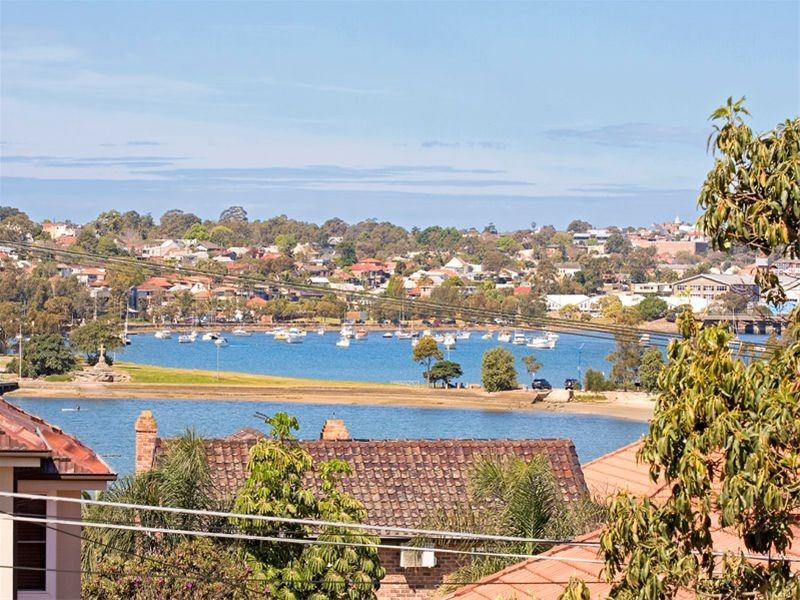 96 Clements Street, Russell Lea NSW 2046