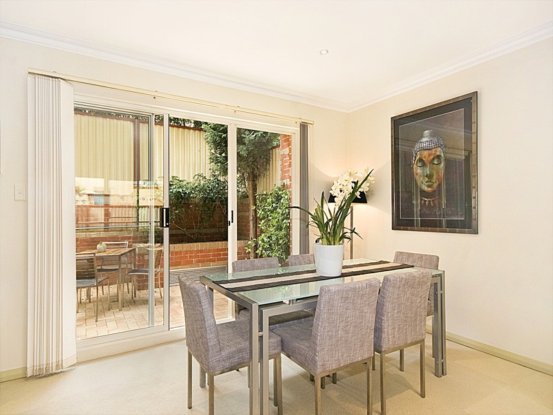 4/17A Walton Crescent, Abbotsford NSW 2046