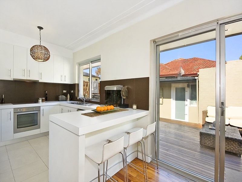 2 Atkins Avenue, Russell Lea NSW 2046