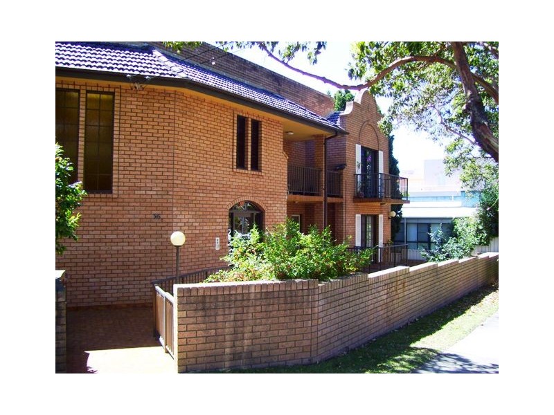 2/36 Walton Crescent, Abbotsford NSW 2046