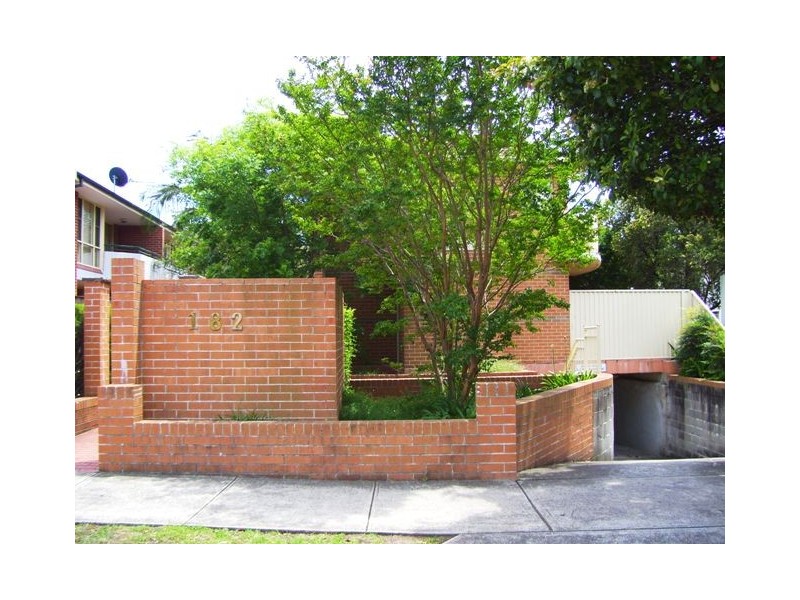4/182  Hampden Road, Abbotsford NSW 2046