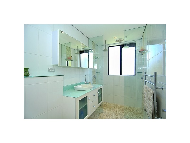 18/12  Bortfield Drive, Chiswick NSW 2046