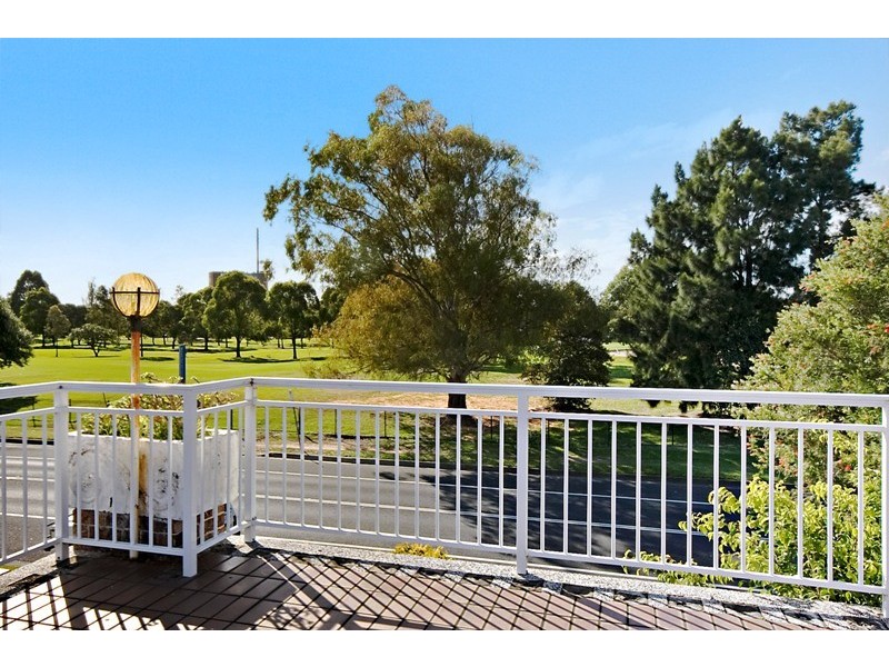 575  Lyons Road West, Canada Bay NSW 2046