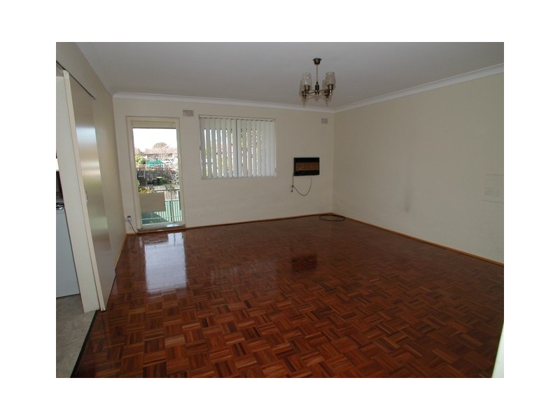 8/23  Garfield Street, Five Dock NSW 2046