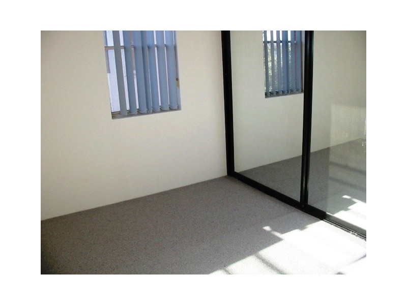 6/4  Napier Street, Drummoyne NSW 2047