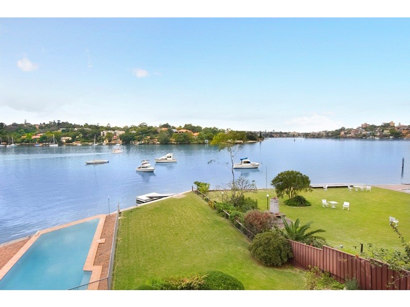 2/28 Walton Crescent, Abbotsford NSW 2046