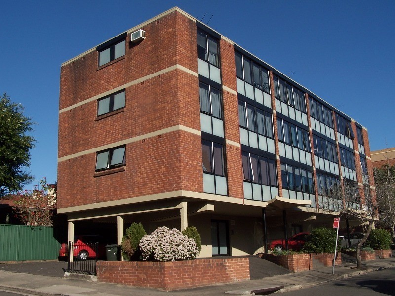 17/25  Waimea Street, Burwood NSW 2134