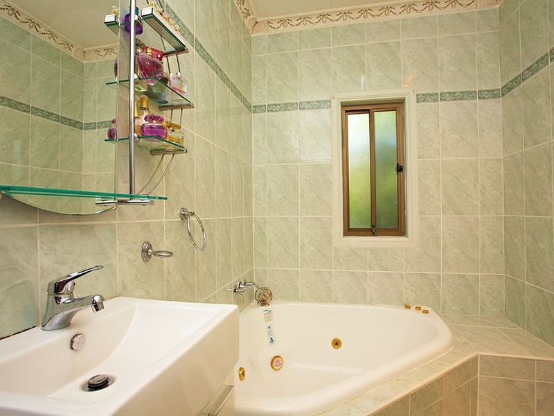 6 Warialda Street, Merrylands NSW 2160