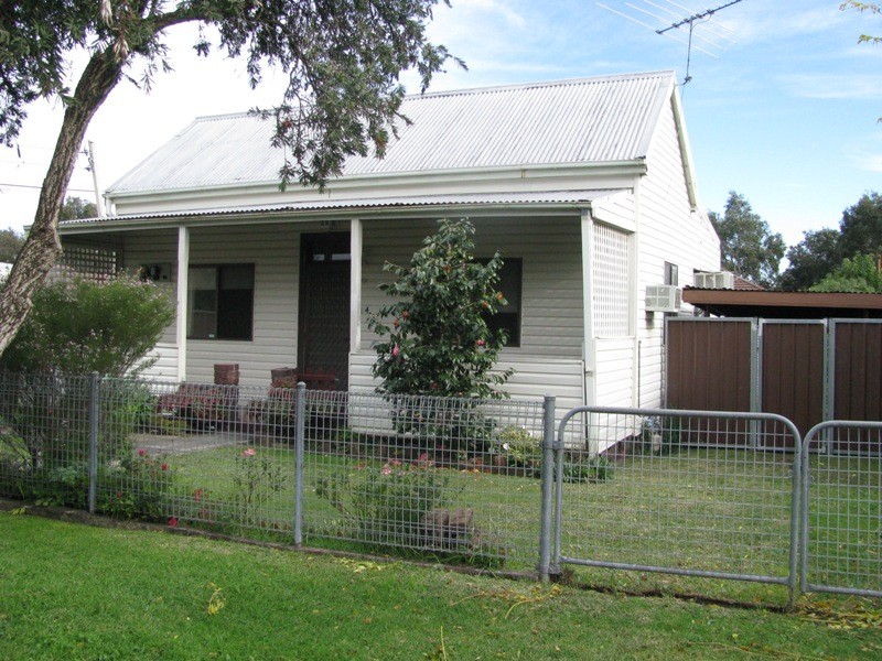 4 O’Neill Street, Granville NSW 2142