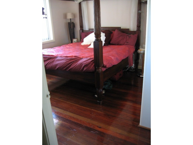 452 Blaxcell, Granville NSW 2142