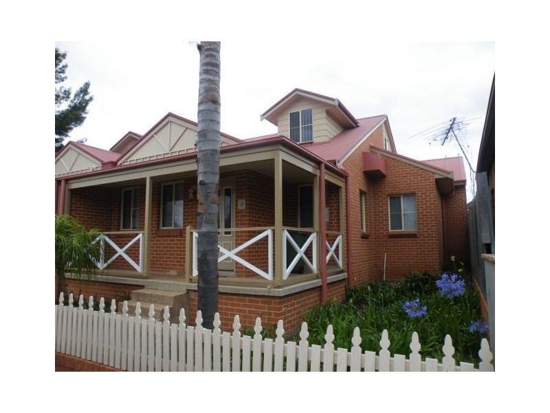 8 Albion Street, Harris Park NSW 2150
