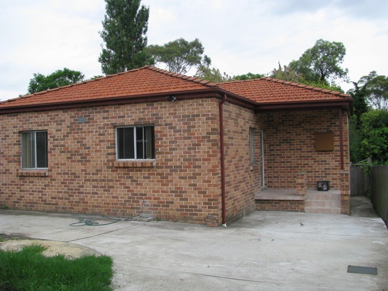 35a Rowley, Guildford NSW 2161