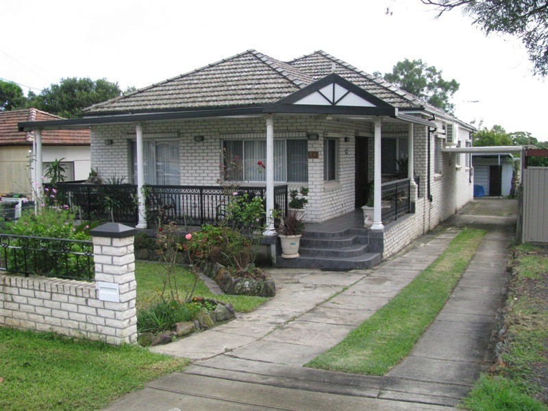 19 Caroline Street, Guildford NSW 2161