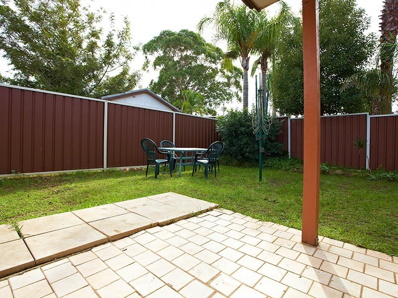 17 Ruth Street, Merrylands NSW 2160