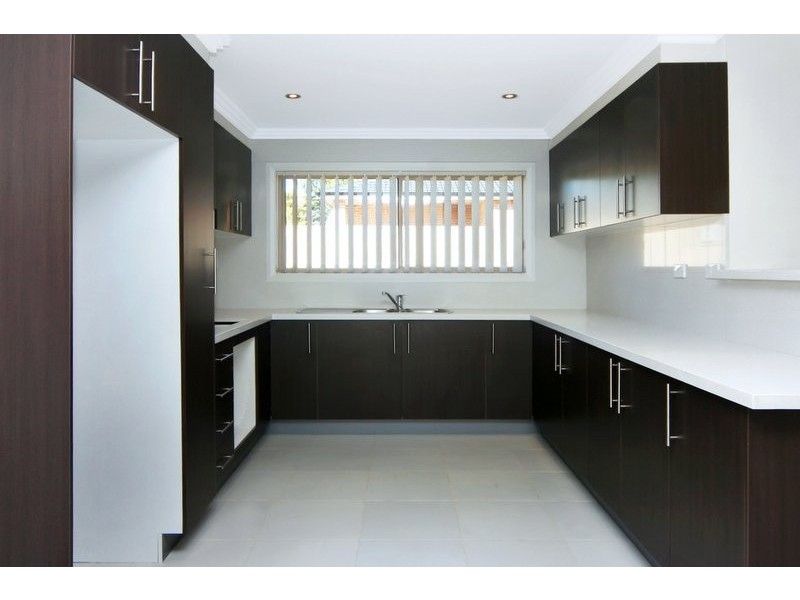 6 Barrett Street, Guildford NSW 2161