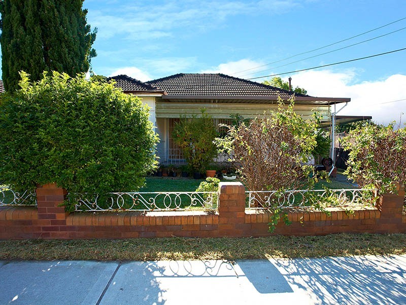 1 Wingello Street, Guildford NSW 2161