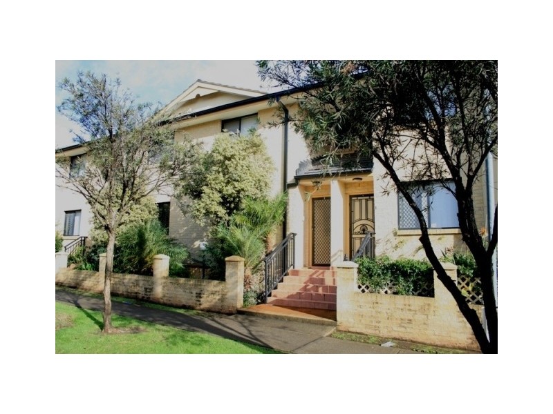 2/93-95 Clyde Street, Guildford NSW 2161