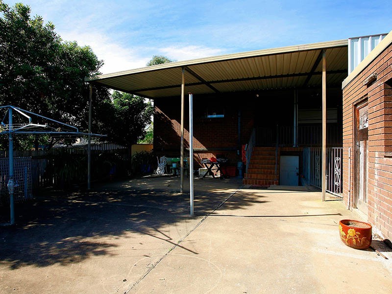 31 Holdsworth Street, Merrylands NSW 2160